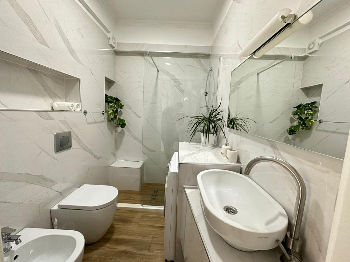 Home Aquamarine & Residence Vlore Exterior photo