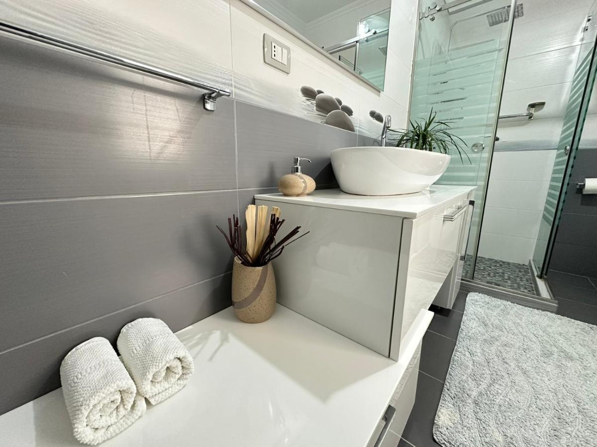 Home Aquamarine & Residence Vlore Exterior photo