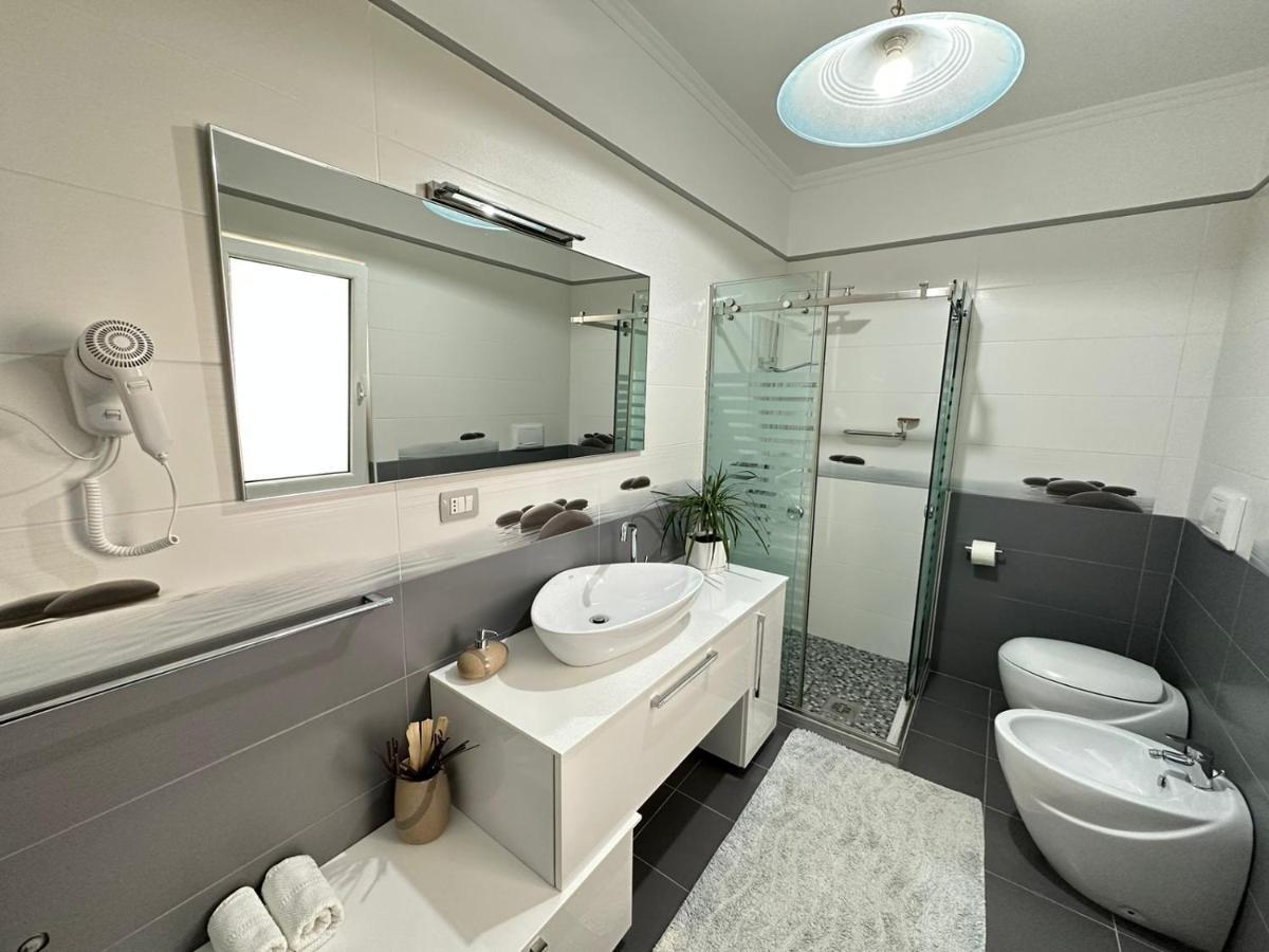 Home Aquamarine & Residence Vlore Exterior photo